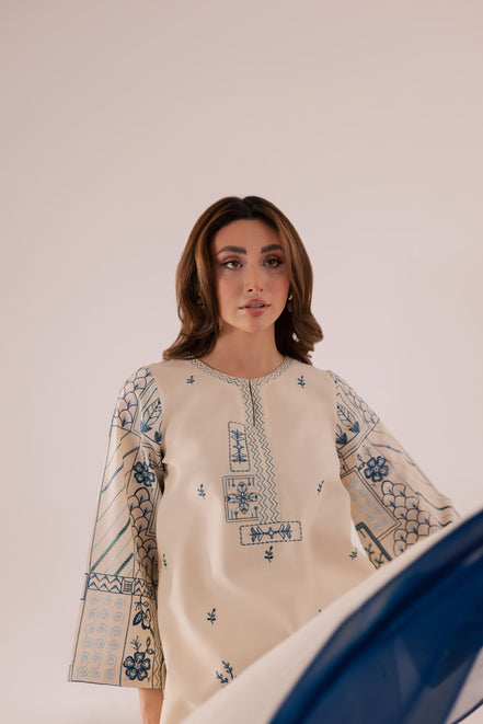 Skylight - Premium Offwhite Embroidered - READY TO WEAR - LAWN 2PC SET