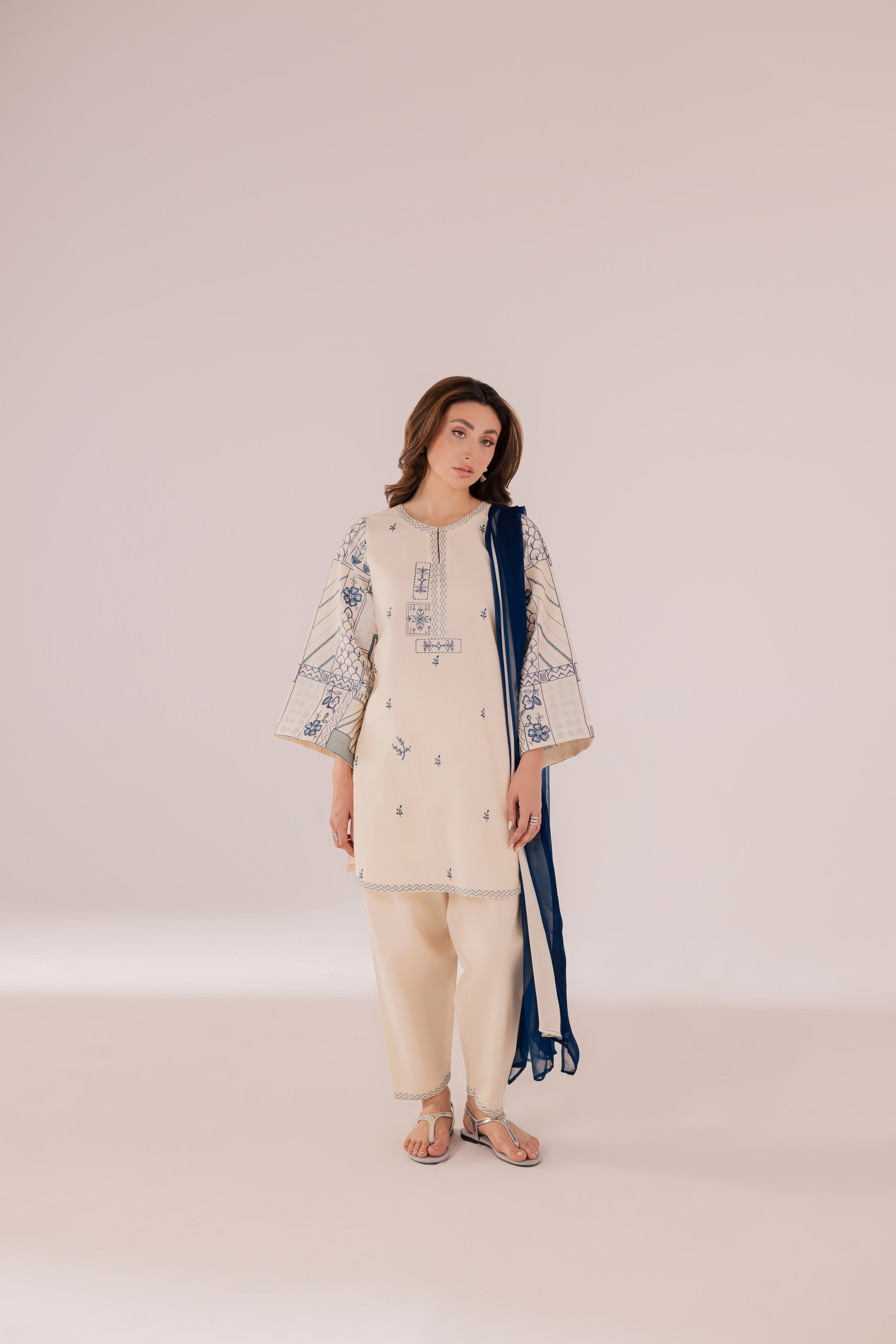 Skylight - Premium Offwhite Embroidered - READY TO WEAR - LAWN 2PC SET